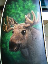 Airbrush Elch auf Sitzbank