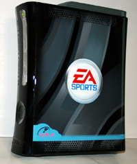 Airbrush Design EA Sports Logo auf Xbox 360 
